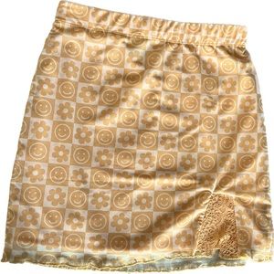 Cute smiley face split leg mini skirt :)
